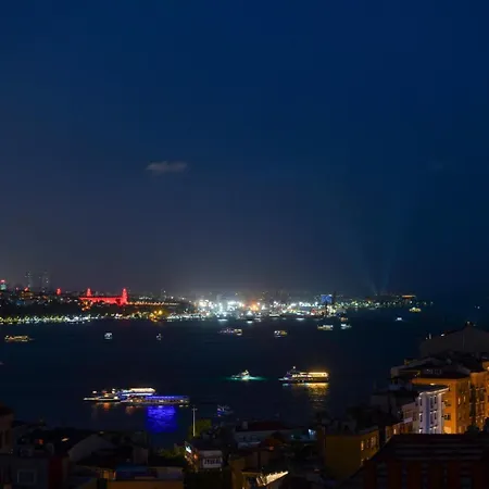 The Maiden Tower From Your Bedroom Romantic View, In Taksim Square Istanbul Exterior photo